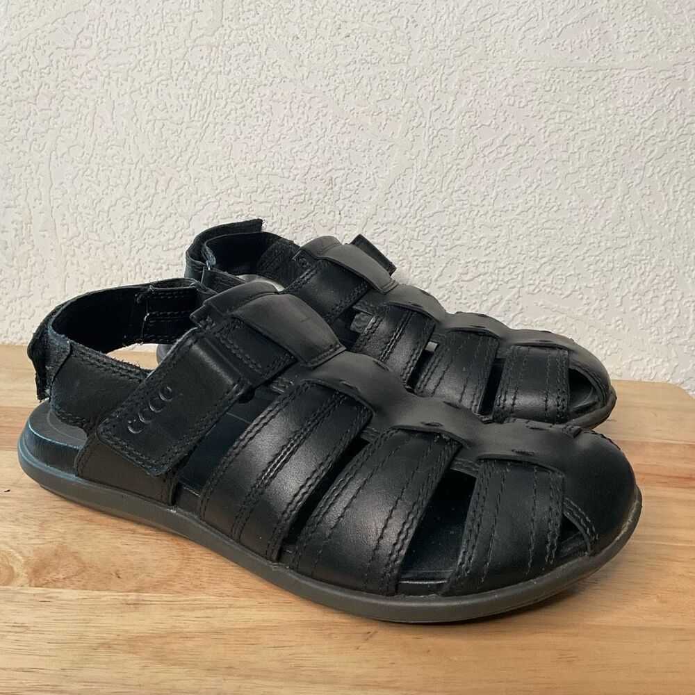ECCO Chander Fisherman 41 Sandal Black Leather Adjustable Strap Casual Solid 7,5